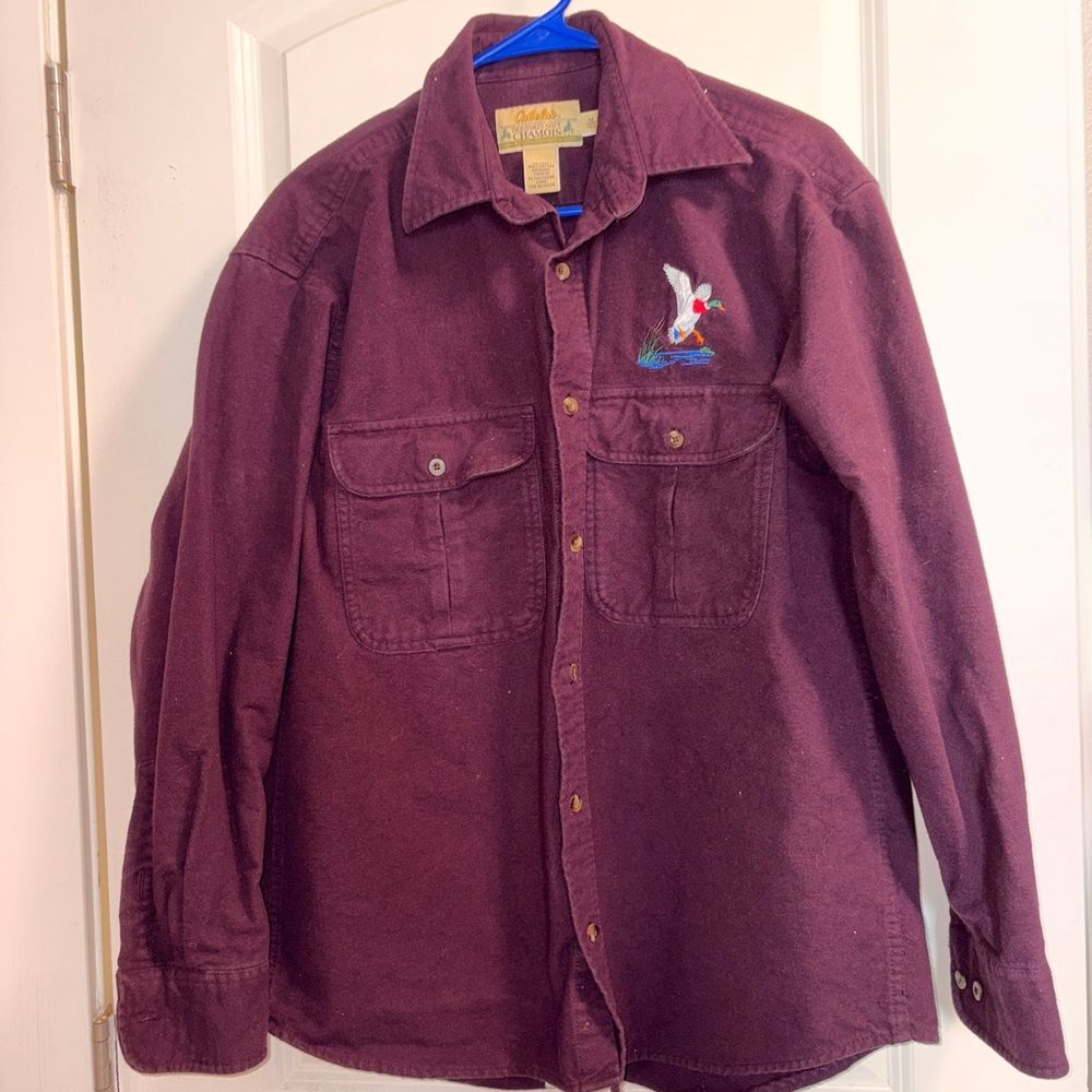 Cabela's Deep Purple Chamois‎ Shirt M